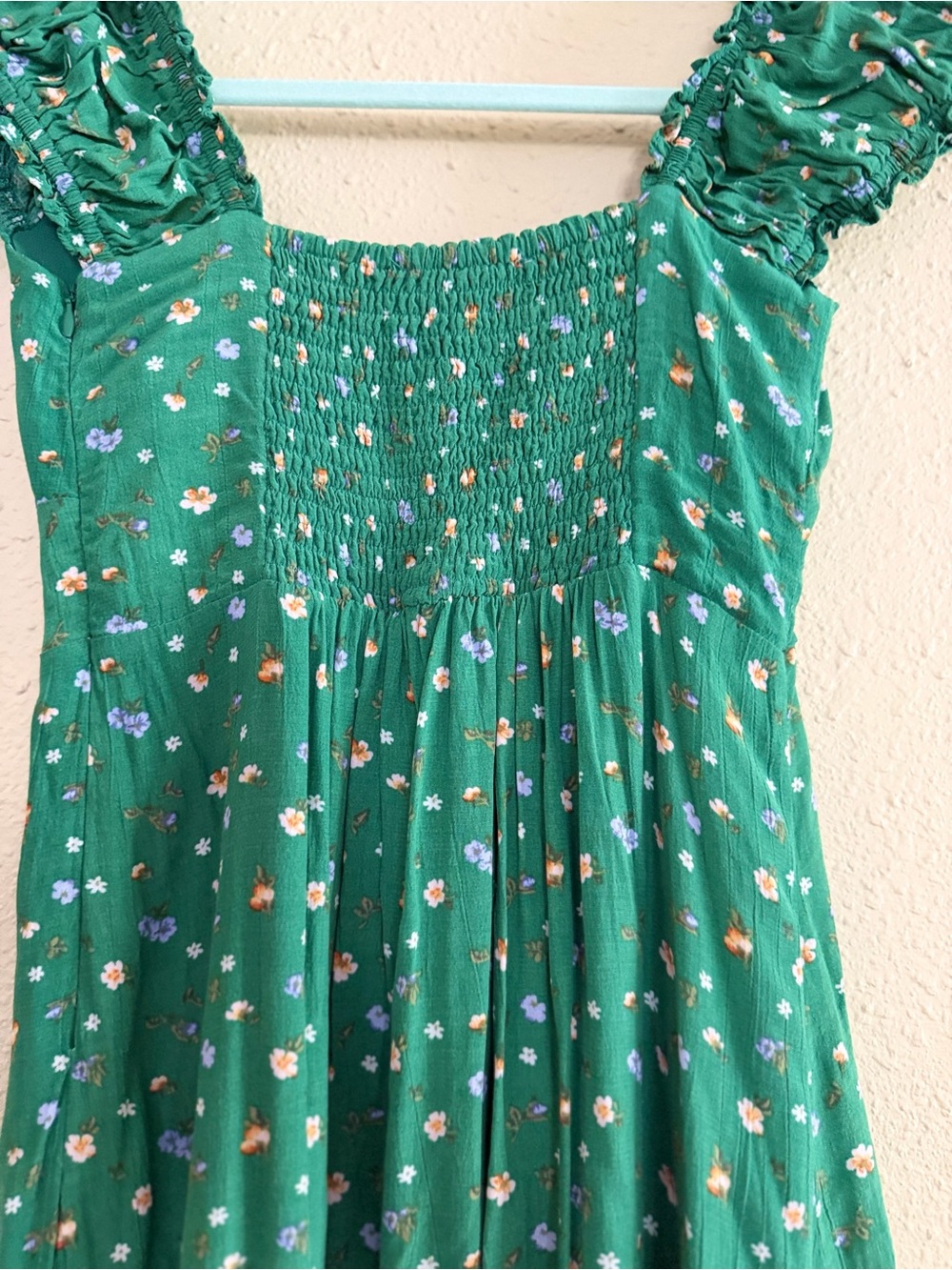 ASTR THE LABEL | Revolve Keepsake Dress in Green Floral - Size XS - Picture 7 of 7
